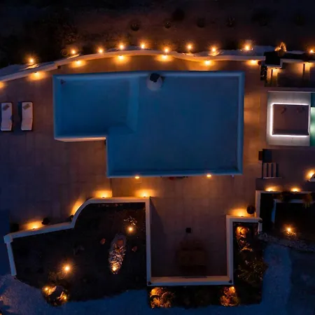 Aronia Glow * Imerovigli (Santorini)