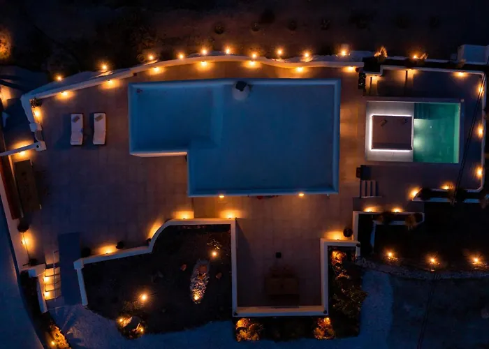 Aronia Glow * Imerovigli (Santorini)